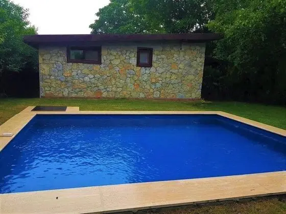 Taş Ev Suit,Bahçe Manzaralı,Havuzlu