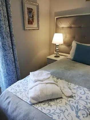 Deluxe Tek Büyük veya İki Ayrı Yataklı Oda, Balkon (Mdina)