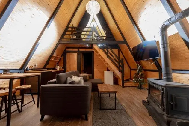 Bungalow, Doğa Manzaralı, Isıtmalı Özel Havuzlu