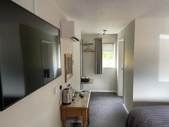 Comfort Tek Büyük Yataklı Oda