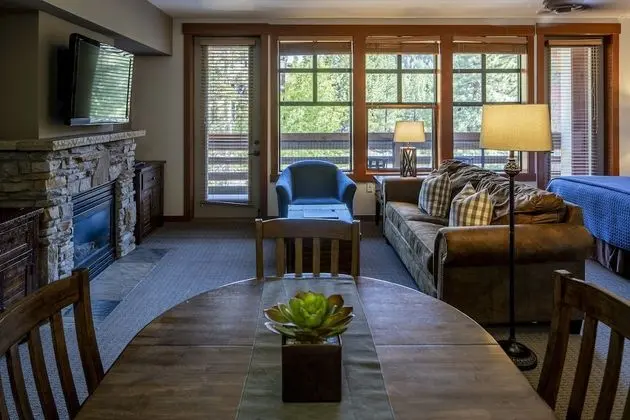 Daire (Studio Condominium - Sleeps 4)