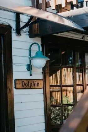 Family Oda (Dolphin)