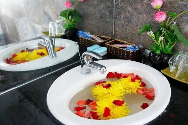 Deluxe Tek Büyük Yataklı Oda, Balkon
