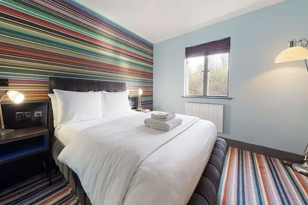 Double Room, 1 King Bed