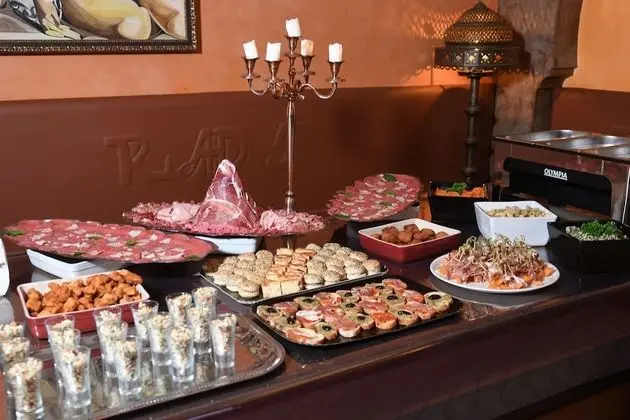 Deluxe Tek Büyük Yataklı Oda (Riad)