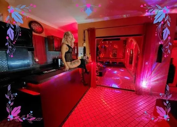 Deluxe Tek Büyük Yataklı Oda (Riad)