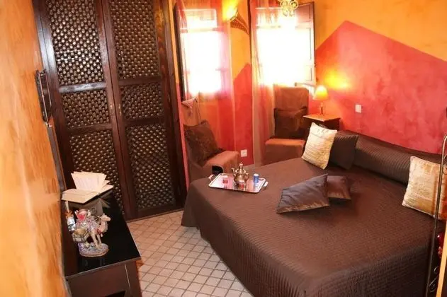 Deluxe Tek Büyük Yataklı Oda (Riad)