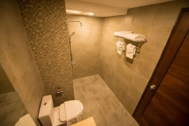 Deluxe İki Ayrı Yataklı Oda, Kısmi Deniz Manzaralı