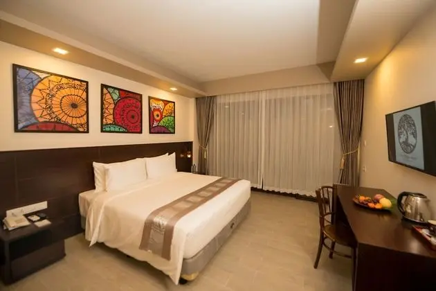 Deluxe Tek Büyük veya İki Ayrı Yataklı Oda, Deniz Manzaralı