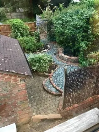 Kır Evi, 1 Büyük (Queen) Boy Yatak ve Çekyat