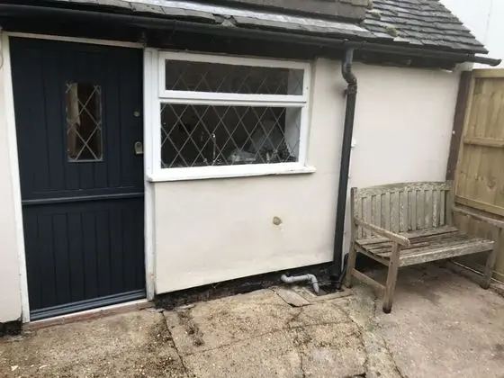 Kır Evi, 1 Büyük (Queen) Boy Yatak ve Çekyat
