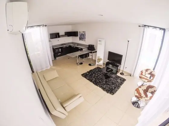 Deluxe Villa, 2 Yatak Odası, Mutfak, Havuz Manzaralı