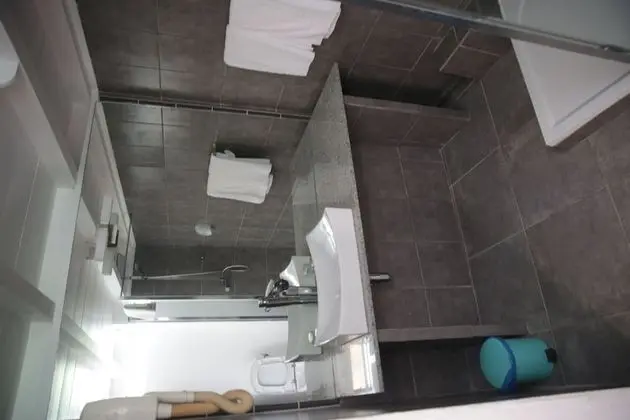 Dört Kişilik Oda