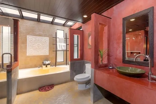 Villa (Tropical)