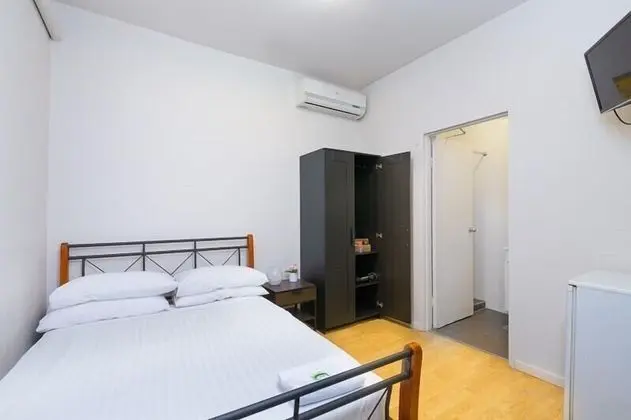 Twin Room Ensuite