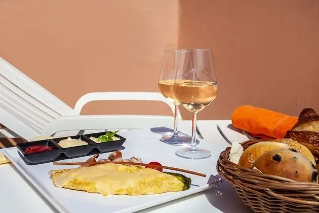 Junior Süit, 1 Çift Kişilik Yatak