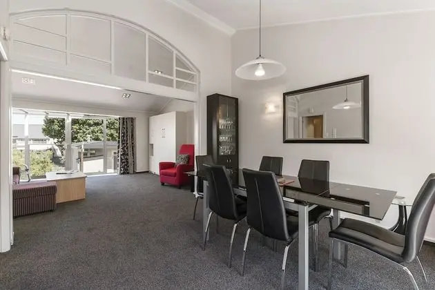 Apart Daire, 2 Yatak Odası, Bahçe Manzaralı