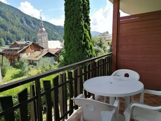 Family Oda, Dağ Manzaralı