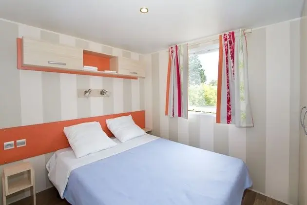 Comfort Karavan, 2 Yatak Odası, Teras (6 Guests)