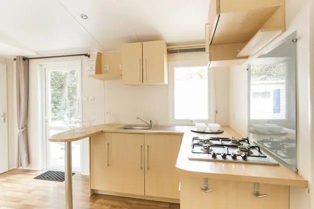 Comfort Karavan, 2 Yatak Odası, Teras (6 Guests)