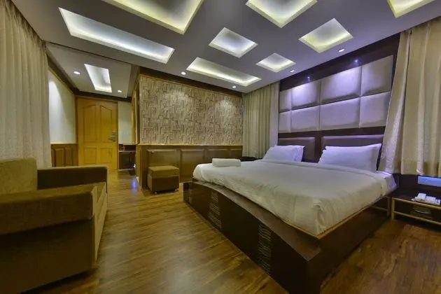 Deluxe Tek Büyük Yataklı Oda, 1 Çift Kişilik Yatak, Sigara İçilmez