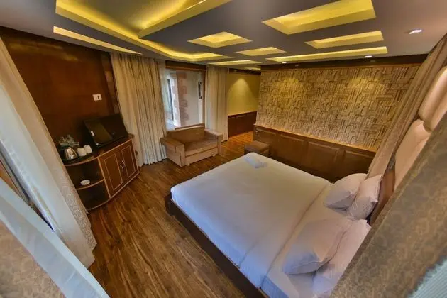 Deluxe Tek Büyük Yataklı Oda, 1 Çift Kişilik Yatak, Sigara İçilmez
