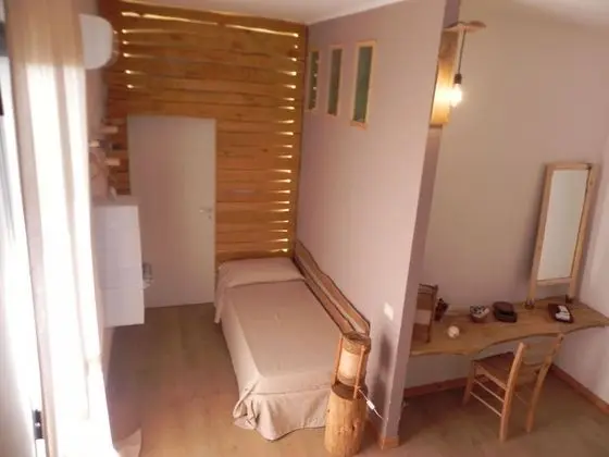 Design Üç Kişilik Oda, 1 Yatak Odası, Banyolu/Duşlu