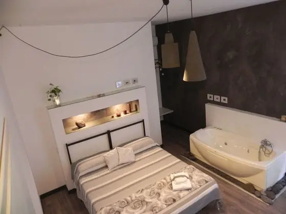 Superior Tek Büyük Yataklı Oda, 1 Yatak Odası, Sıcak Su Havuzu, Kule