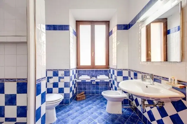 Tek Büyük veya İki Ayrı Yataklı Oda
