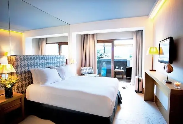 Deluxe Tek Büyük Yataklı Oda, Kişiye Özel Havuzlu