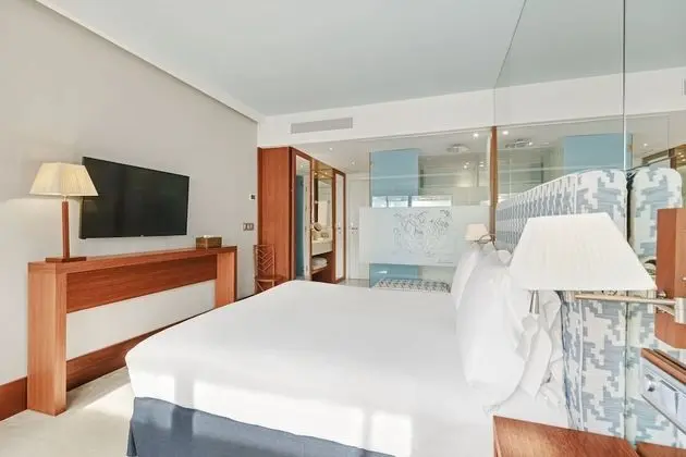 Deluxe Tek Büyük Yataklı Oda, Kişiye Özel Havuzlu