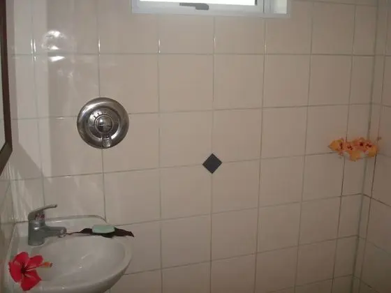 Stüdyo, Bahçe Manzaralı