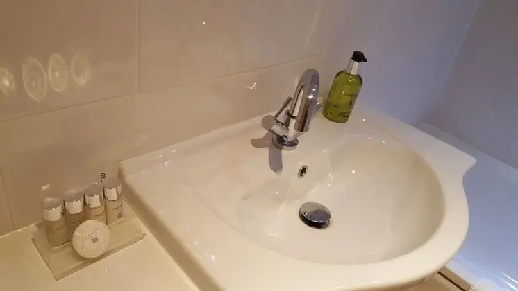 Standard Tek Büyük Yataklı Oda, Küvet