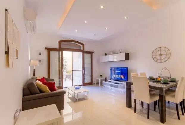 Standard Ev, Birden Çok Yatak (Gee9Teen villa in Gozo, Pool &)