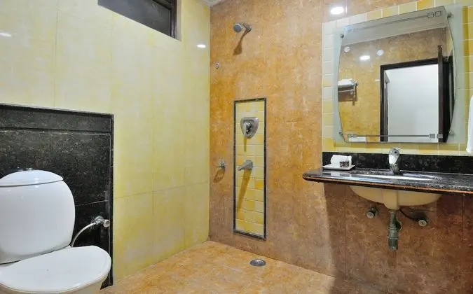 Basic Büyük Yataklı Tek Kişilik Oda, 1 Çift Kişilik Yatak