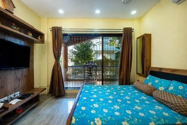 Standard room with Temple View