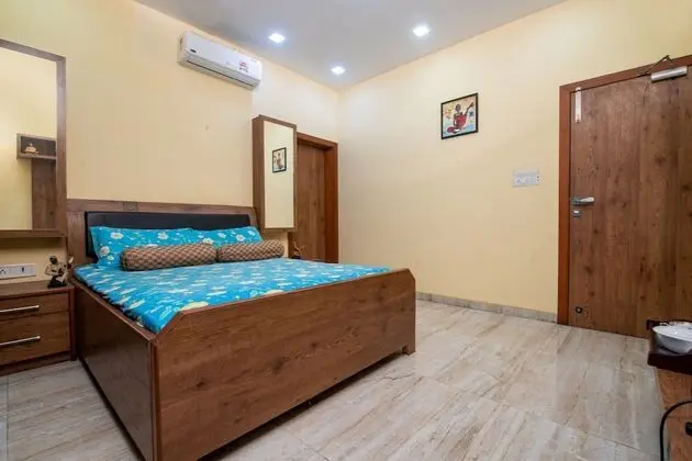 Standard room with Temple View