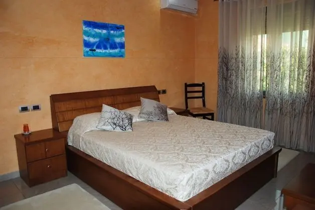 Tek Büyük Yataklı Oda