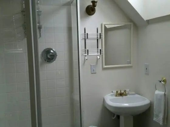 Oda, Özel Banyo (Green Gable)