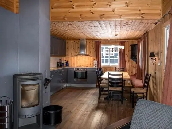 Standard Kulübe, 4 Yatak Odası