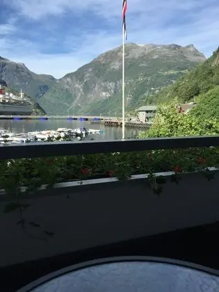 Standard İki Ayrı Yataklı Oda (Fjord View)