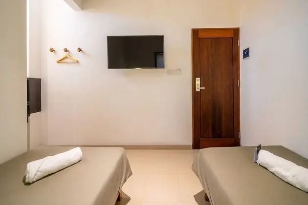 Private Twin Bed