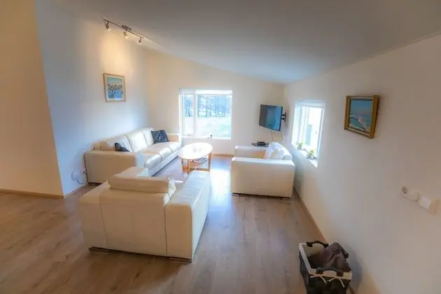 Apart Daire, 2 Yatak Odası, Deniz Manzaralı (02)