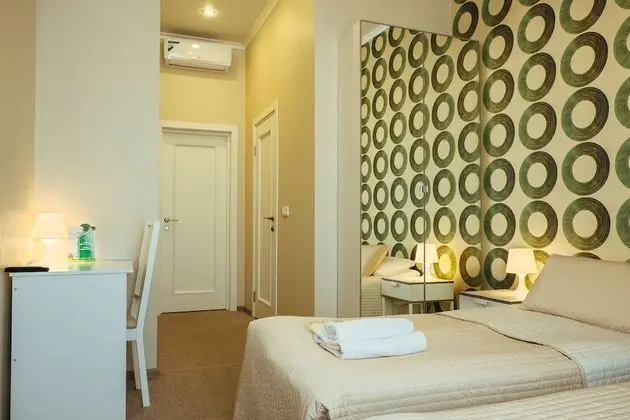 Comfort Tek Büyük veya İki Ayrı Yataklı Oda