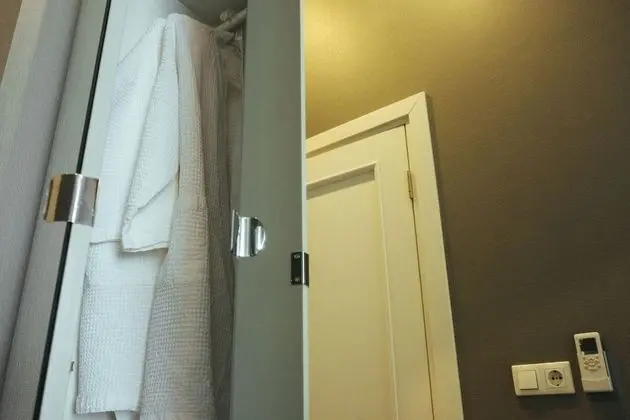 Comfort Tek Büyük Yataklı Oda, Küçük Mutfak