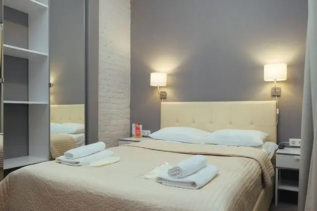 Tek Büyük Yataklı Oda, Penceresiz