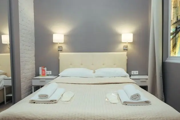 Tek Büyük Yataklı Oda, Penceresiz