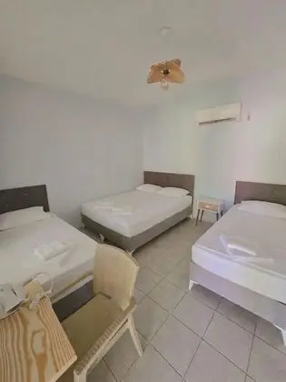 Quad Standart Oda,Bahçe Manzaralı,Zemin Kat