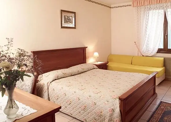 Comfort Tek Büyük veya İki Ayrı Yataklı Oda