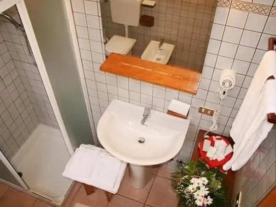 Standard Tek Büyük veya İki Ayrı Yataklı Oda, Balkon